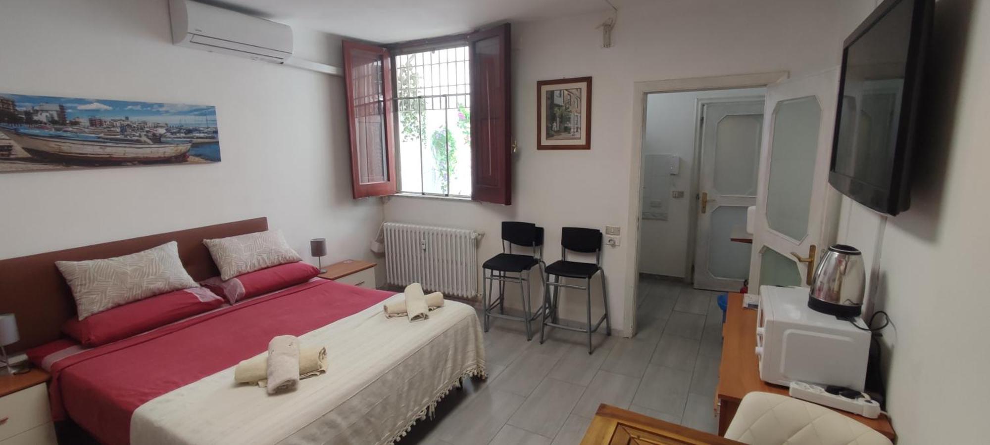 Super Central Studio, No Noise, Near Seaside, Shops Bari Kültér fotó